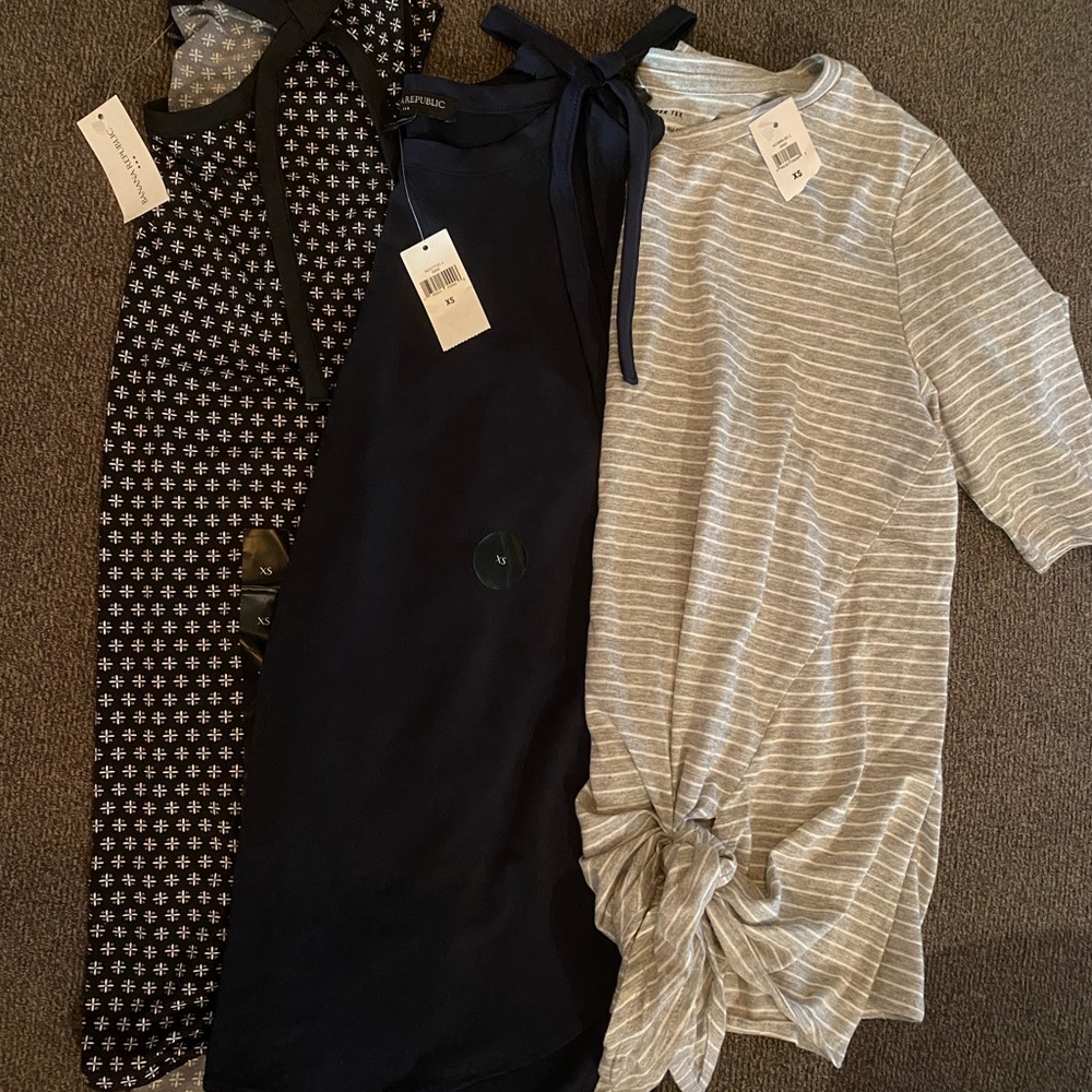 Banana Republic tops XS NWT